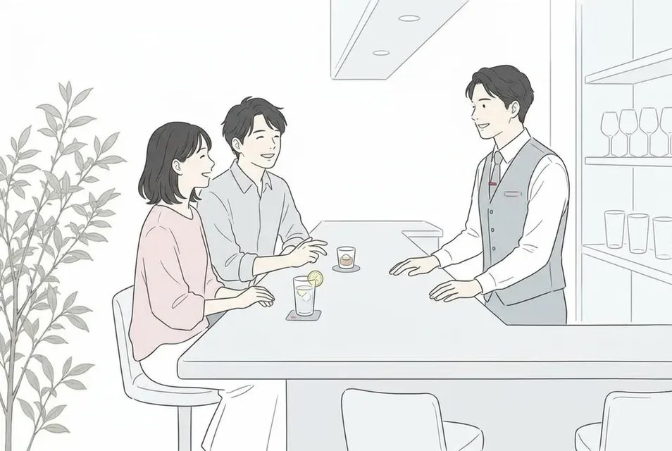 落ち着いたバーのカウンターで、バーテンダーを交えて穏やかに会話を楽しむ30代の男女